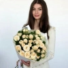 Букет из 9 лимонных кустовых роз в Тюмени