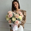 Коробка из 17 вывернутых роз в Тюмени